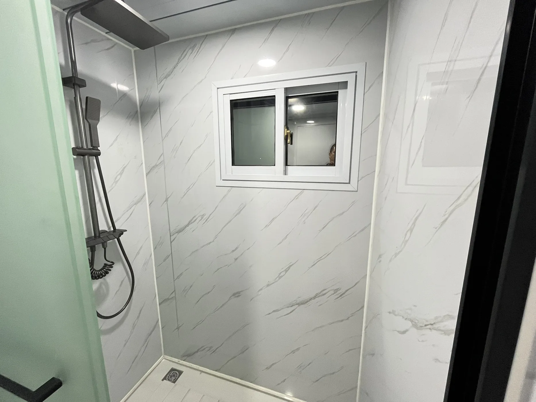 Interior de casa modular: Baño, foto 3